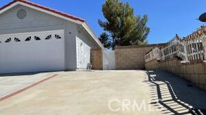 Detail Gallery Image 3 of 39 For 3510 Southview Court,, Palmdale,  CA 93550 - 3 Beds | 2 Baths