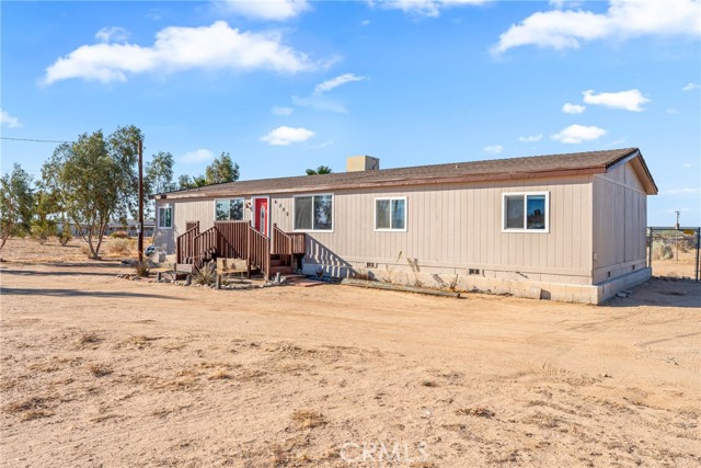 6320 Cholame Road, Phelan CA: https://media.crmls.org/medias/1c1b2e28-9def-4917-ab07-cd1e2c689848.jpg