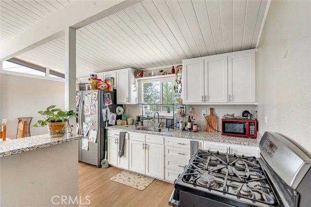 Detail Gallery Image 9 of 27 For 28801 Howard Rd, Barstow,  CA 92311 - 2 Beds | 1 Baths