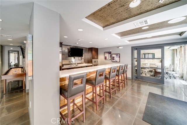 21301 Erwin Street, Woodland Hills CA: https://media.crmls.org/medias/1c1b9261-2a58-45e2-9120-2a7149c2b130.jpg