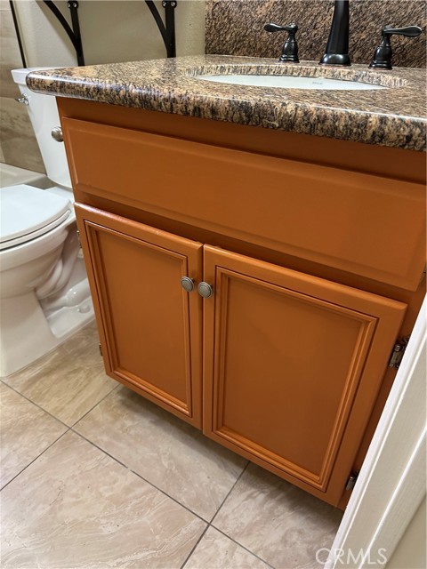 2165 Harris Street, Colton CA: https://media.crmls.org/medias/1c1ba096-0fb8-462d-be41-7f648fb782ba.jpg