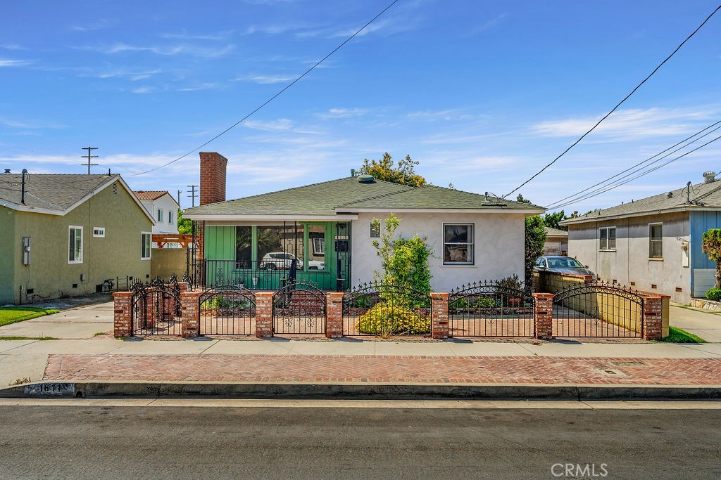 1611 Bay View Avenue