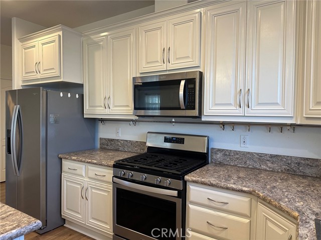 1188 Aztec, Topanga CA: https://media.crmls.org/medias/1c1d514c-5616-4b5b-b571-b7a53f544e13.jpg