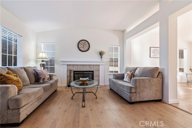 Detail Gallery Image 7 of 27 For 4937 Eastview Way, Antioch,  CA 94531 - 3 Beds | 2 Baths