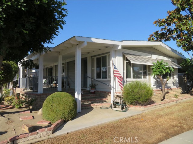 Detail Gallery Image 1 of 19 For 210 Silverlake Dr, Placentia,  CA 92870 - 2 Beds | 2 Baths