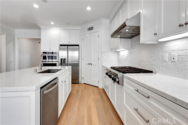 Detail Gallery Image 9 of 33 For 131 Stallion, Irvine,  CA 92602 - 4 Beds | 2/1 Baths