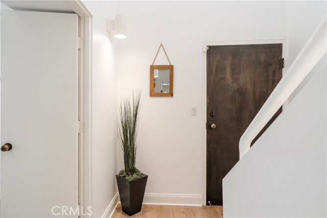 1401 Camden Avenue, Los Angeles CA: https://media.crmls.org/medias/1c1fc179-e287-4956-ab39-579203337b3e.jpg