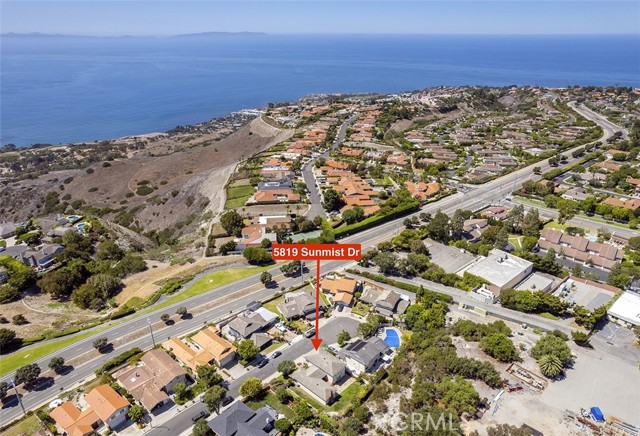 5819 Sunmist Drive, Rancho Palos Verdes, California 90275, 4 Bedrooms Bedrooms, ,Residential,Sold,Sunmist Drive,SB23144844