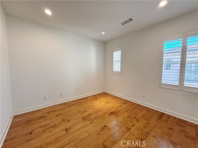 Detail Gallery Image 14 of 19 For 109 Mustang, Irvine,  CA 92602 - 4 Beds | 3 Baths