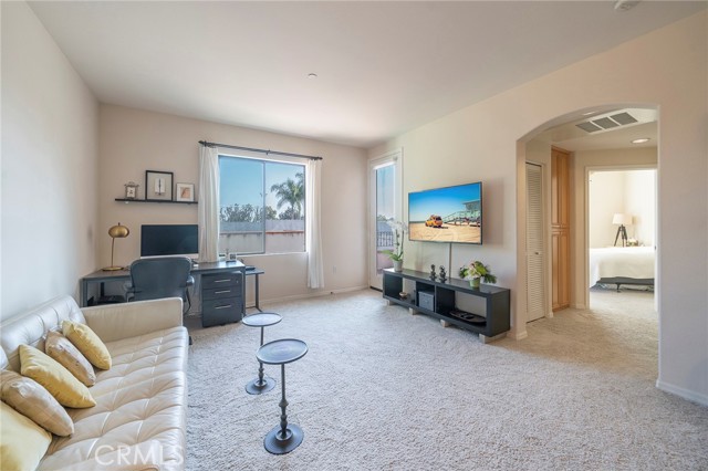 2001 Artesia Boulevard, Redondo Beach, California 90278, 1 Bedroom Bedrooms, ,1 BathroomBathrooms,Residential,Sold,Artesia,SB22021546