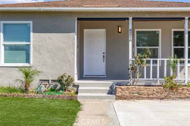 Detail Gallery Image 2 of 35 For 8256 Vantage Ave, North Hollywood,  CA 91605 - 3 Beds | 2 Baths