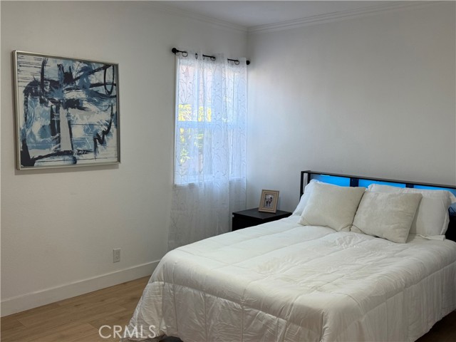 Detail Gallery Image 8 of 14 For 9832 San Miguel Ave, South Gate,  CA 90280 - 4 Beds | 2/1 Baths