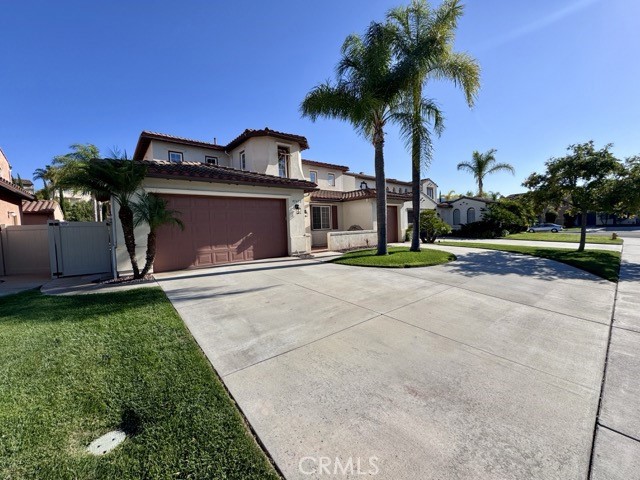 Detail Gallery Image 2 of 53 For 45632 Corte Royal, Temecula,  CA 92592 - 3 Beds | 3 Baths