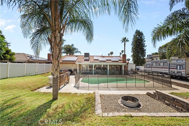 19692 Rowan Avenue, Rialto CA: https://media.crmls.org/medias/1c256ef3-793d-4a9c-8383-0a145be8c54c.jpg