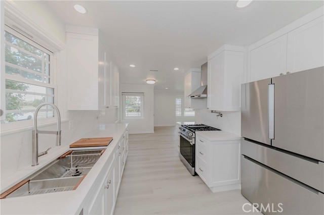 Detail Gallery Image 8 of 29 For 17819 Gramercy Pl, Torrance,  CA 90504 - 3 Beds | 2 Baths