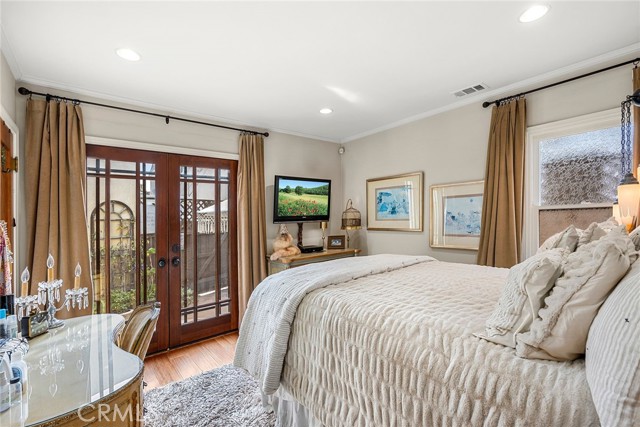 Detail Gallery Image 13 of 21 For 142 Corona Ave, Long Beach,  CA 90803 - 2 Beds | 1 Baths