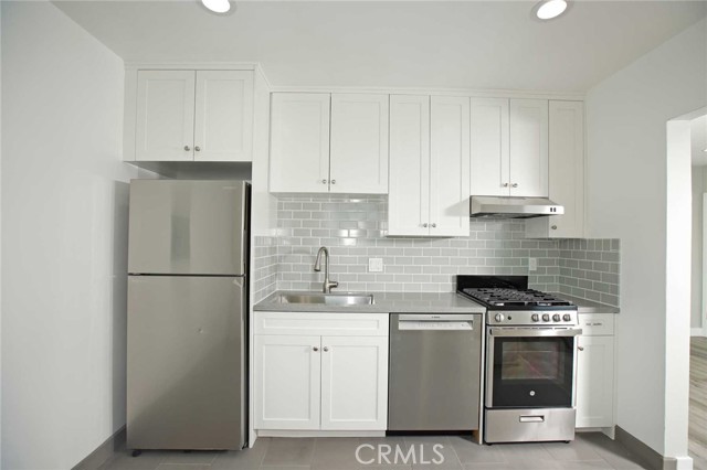 Detail Gallery Image 15 of 16 For 5459 Carlin a,  Los Angeles,  CA 90016 - 2 Beds | 1 Baths