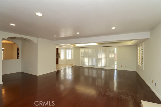17252 Wentzel Way, Granada Hills CA: https://media.crmls.org/medias/1c26c0cb-e9e4-4837-95af-c5981d26737c.jpg