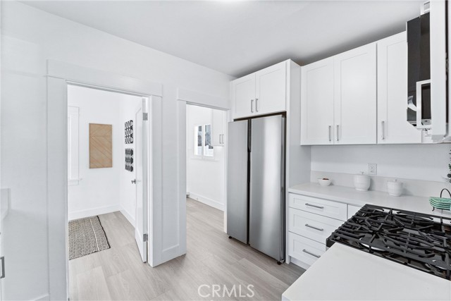 765 Loma Avenue, Long Beach CA: https://media.crmls.org/medias/1c26d276-c51d-49cf-bf65-038be26fe488.jpg