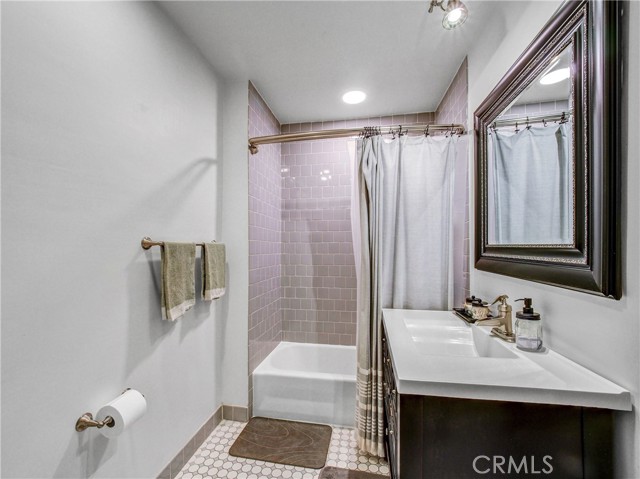 8257 Jadeite Avenue, Rancho Cucamonga CA: https://media.crmls.org/medias/1c278466-726d-47a9-b97e-2e83eec2d30a.jpg