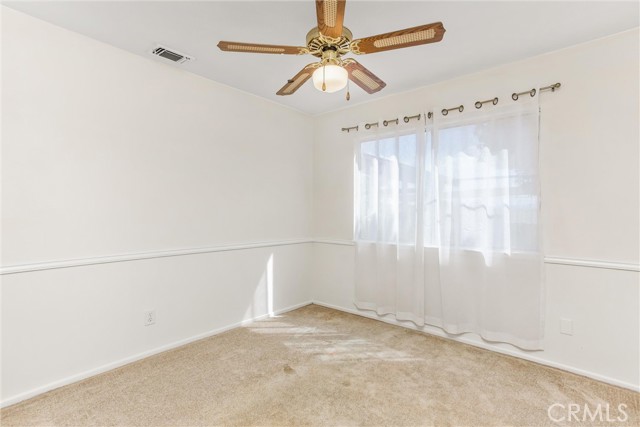 Detail Gallery Image 14 of 22 For 27981 Clifton St, Highland,  CA 92346 - 3 Beds | 2 Baths