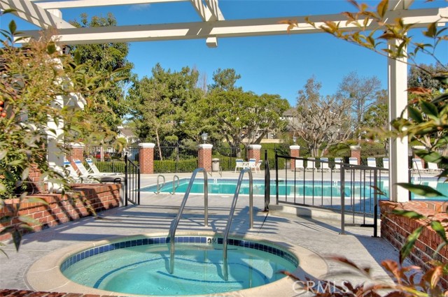 3 Parkman E Road, Laguna Niguel CA: https://media.crmls.org/medias/1c281f9e-d67c-4607-a890-046b613c780f.jpg