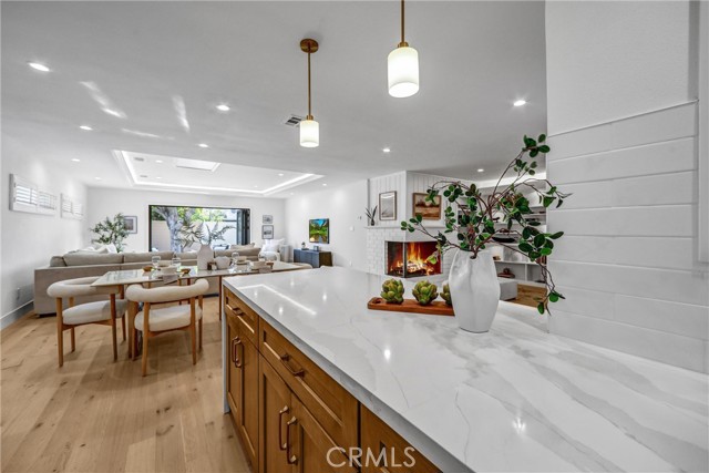 1035 Medford Road, Pasadena CA: https://media.crmls.org/medias/1c28b6f2-b884-4faf-8554-0d32d8bea2ea.jpg