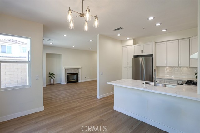 Detail Gallery Image 5 of 26 For 10780 Elm Cir, Stanton,  CA 90680 - 4 Beds | 2/1 Baths