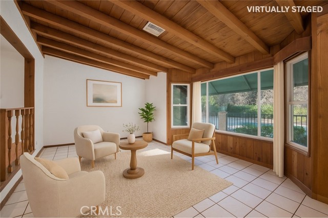 Detail Gallery Image 11 of 42 For 9655 Gothic, North Hills,  CA 91343 - 3 Beds | 2 Baths