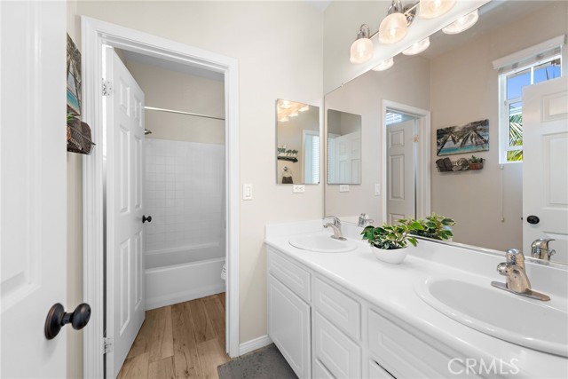 18 Duskywing, Ladera Ranch CA: https://media.crmls.org/medias/1c2b2aa5-5dc1-46ae-b1eb-3f185e380081.jpg