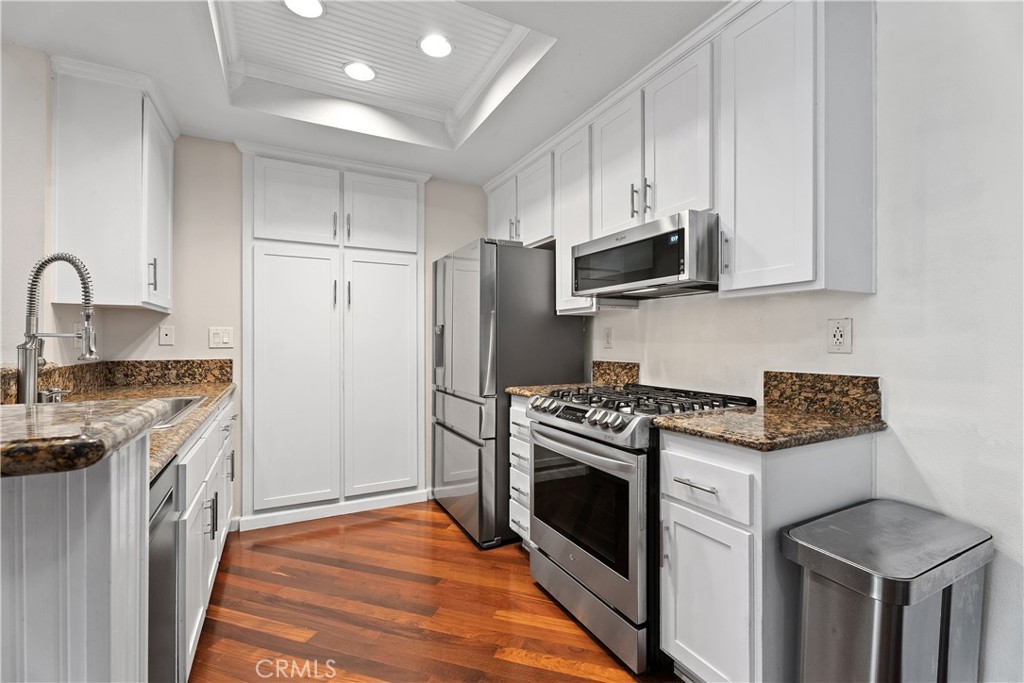 MLS #OC25280955 image #13