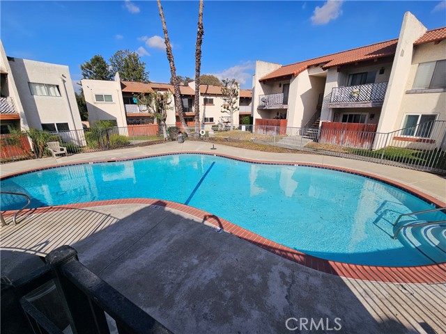 Detail Gallery Image 10 of 11 For 23635 Golden Springs Dr 4b,  Diamond Bar,  CA 91765 - 2 Beds | 2 Baths