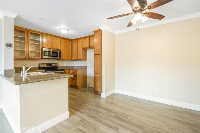 Detail Gallery Image 8 of 24 For 1000 Vista Del Cerro Dr #102,  Corona,  CA 92879 - 1 Beds | 1 Baths