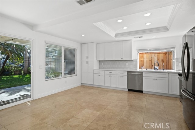 Detail Gallery Image 16 of 29 For 24912 Barclay, Laguna Niguel,  CA 92677 - 4 Beds | 2/1 Baths