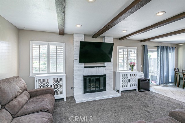 Detail Gallery Image 5 of 21 For 292 Mountain View Dr, Santa Maria,  CA 93455 - 3 Beds | 2 Baths