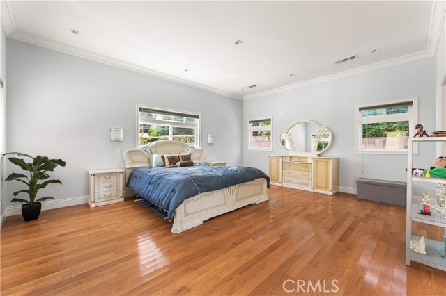 4811 Heaven Avenue, Woodland Hills CA: https://media.crmls.org/medias/1c2df900-26fe-4b70-9b4a-882aad3425bd.jpg