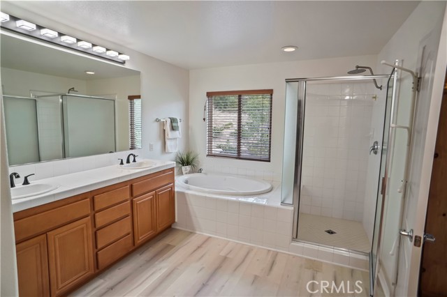 17334 Sierra Sunrise Lane, Canyon Country CA: https://media.crmls.org/medias/1c2ede81-426b-4018-bc60-4822775d1409.jpg