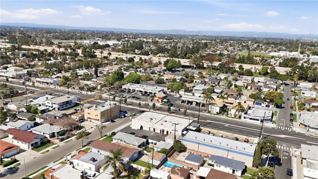 Detail Gallery Image 11 of 34 For 6576 California, Long Beach,  CA 90805 - – Beds | – Baths