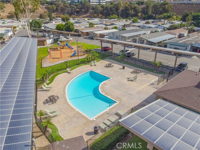 Detail Gallery Image 48 of 56 For 4901 Green River #141,  Corona,  CA 92880 - 3 Beds | 2 Baths