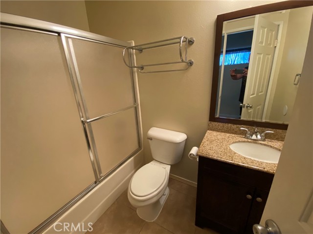 Detail Gallery Image 11 of 14 For 615 E Lugonia Ave #2,  Redlands,  CA 92374 - 3 Beds | 2/1 Baths