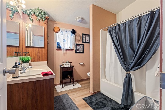 Detail Gallery Image 11 of 27 For 1550 20th, Rosamond,  CA 93560 - 3 Beds | 2 Baths