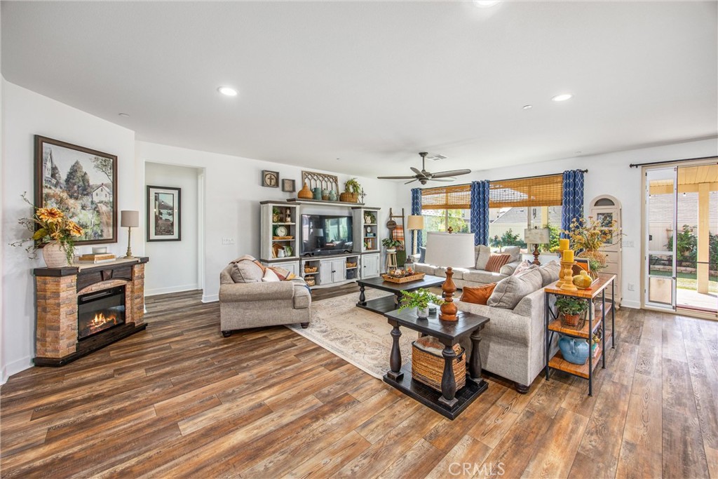 MLS #IG25245044 image #16