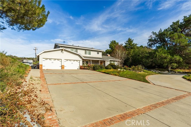 28132 Oak Spring Canyon, Canyon Country CA: https://media.crmls.org/medias/1c313d7c-fd46-49f8-b193-8e7bf1d9dc6c.jpg