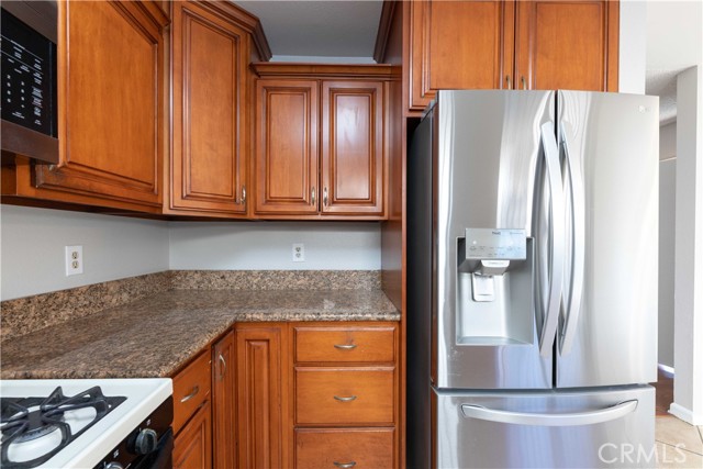 Detail Gallery Image 18 of 40 For 2346 Hayes Ave, Long Beach,  CA 90810 - 4 Beds | 2 Baths