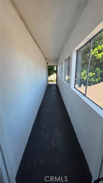 11412 Venice Boulevard, Los Angeles CA: https://media.crmls.org/medias/1c327c02-a14b-4dff-ab83-348fd6336921.jpg