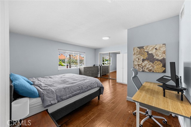5345 Kenwood Avenue, Buena Park CA: https://media.crmls.org/medias/1c337d0f-bf7f-47aa-9650-3847c408d735.jpg