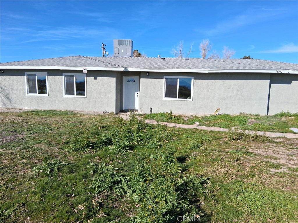 16657 Foothill Avenue