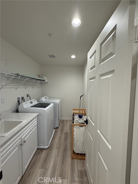 Detail Gallery Image 22 of 38 For 30360 Laviste Ct, Murrieta,  CA 92563 - 5 Beds | 3/1 Baths