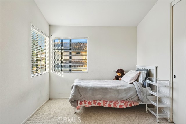4997 Calle Sobrado, Oceanside CA: https://media.crmls.org/medias/1c340643-1cca-48bd-ba3e-03a2224ab1fe.jpg