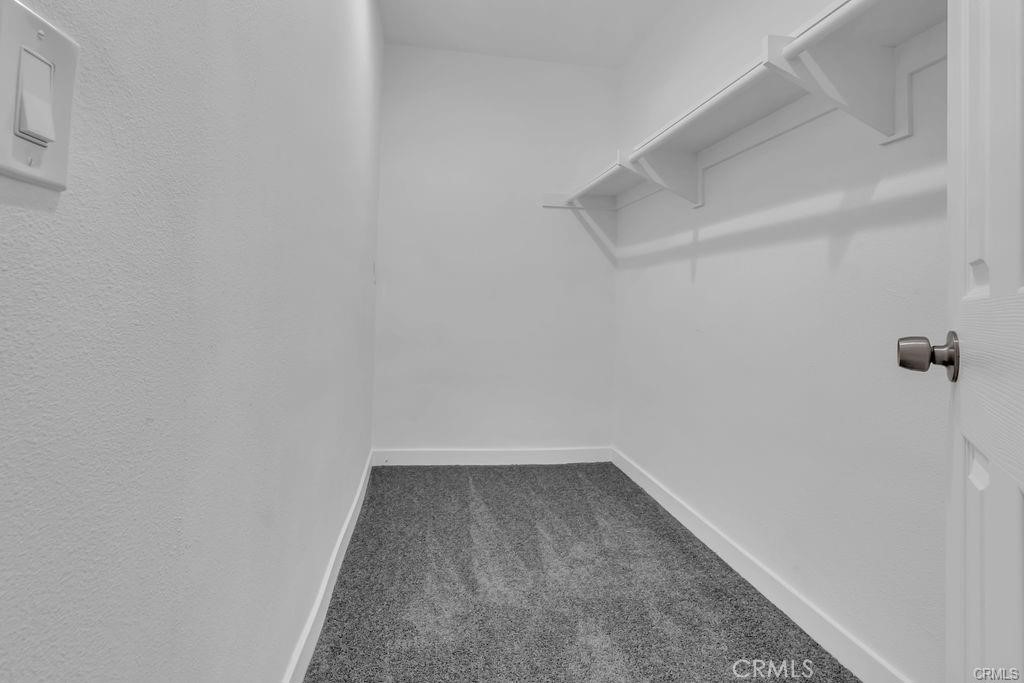 https://media.crmls.org/medias/1c352b69-7696-445a-8276-555b384d6e5f.jpg?preset=X-Large